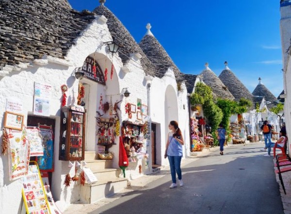 Exclusive: Alberobello & Ostuni