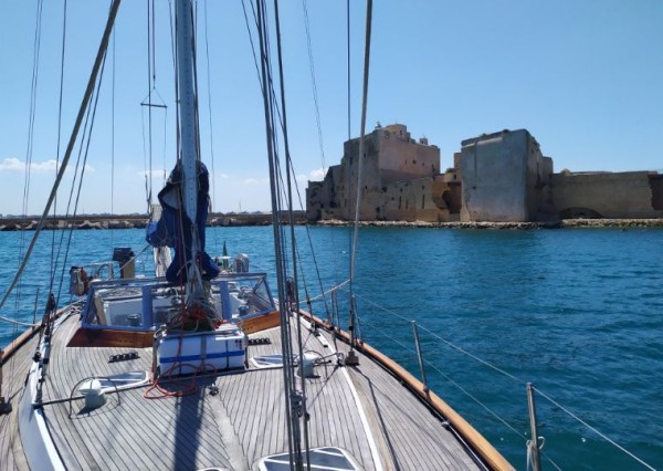 Escursione in Barca a Vela a Brindisi